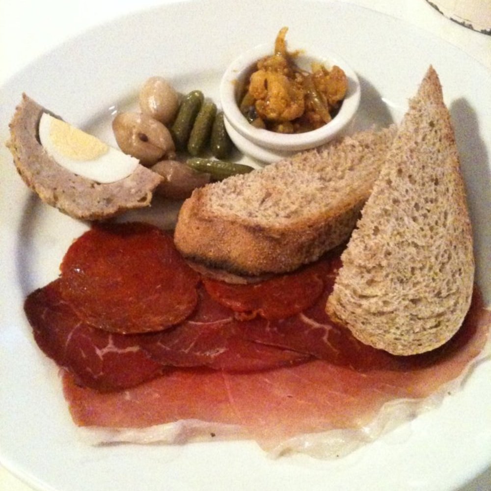 Albion - British charcuterie - Patisserie/Cake Shop Near Me - London, XGL