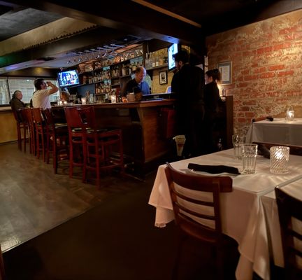 Carmine's Restaurant & Bar by null