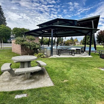 Rainier View Park - 10/10/25 - Parks Near Me - Sumner, Washington Rainier View Park - 10/10/25 - Parks Near Me - Sumner, Washington
