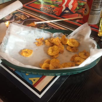 Mis Raices Restaurant - Platano (plantain) chips - Puerto Rican Near Me - Teaneck, New Jersey