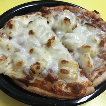 AMO Pizza - Hawaiian pizza with pepperoni instead of ham - Pizza Near Me - AMO, Indiana AMO Pizza - Hawaiian pizza with pepperoni instead of ham - Pizza Near Me - AMO, Indiana