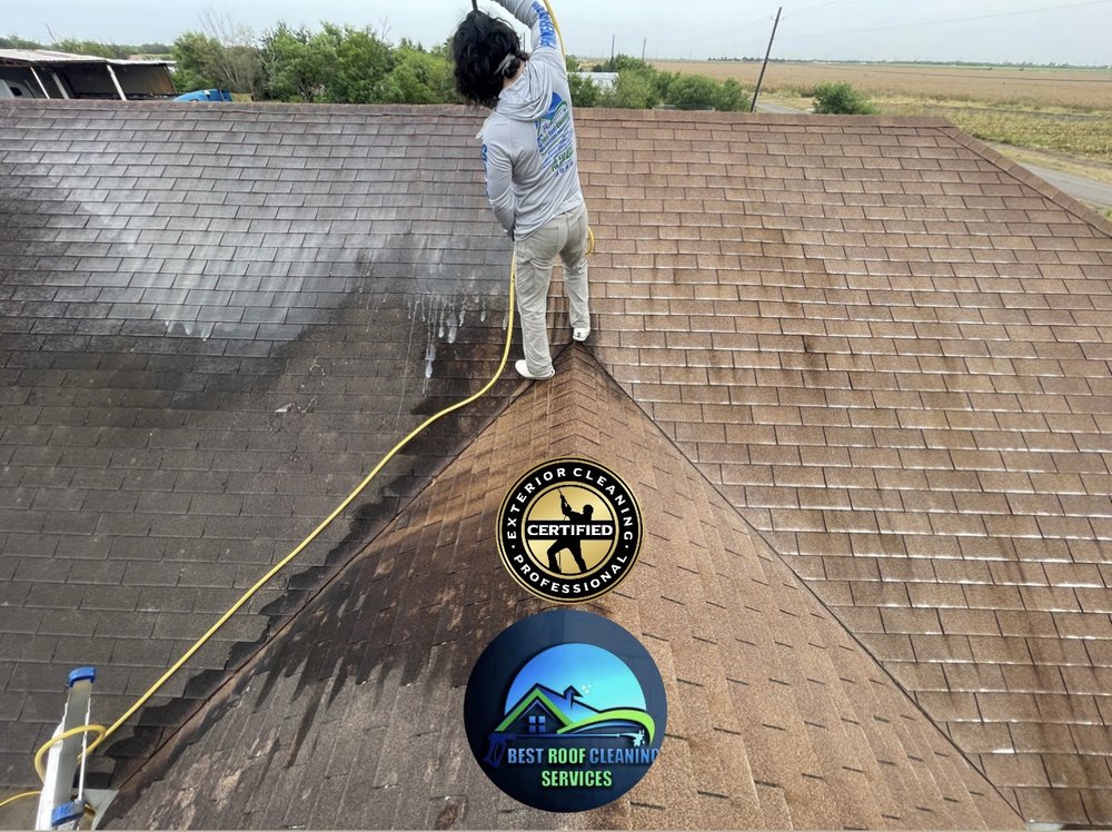 Slide of Best Roof Cleaning Services
