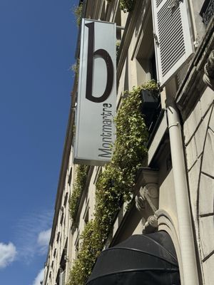 B Montmartre Hôtel by null