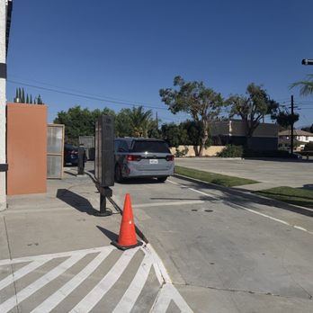 Da Vien Coffee - Drive thru! It brings back my burger king memories - Coffee & Tea Near Me - Arcadia, California