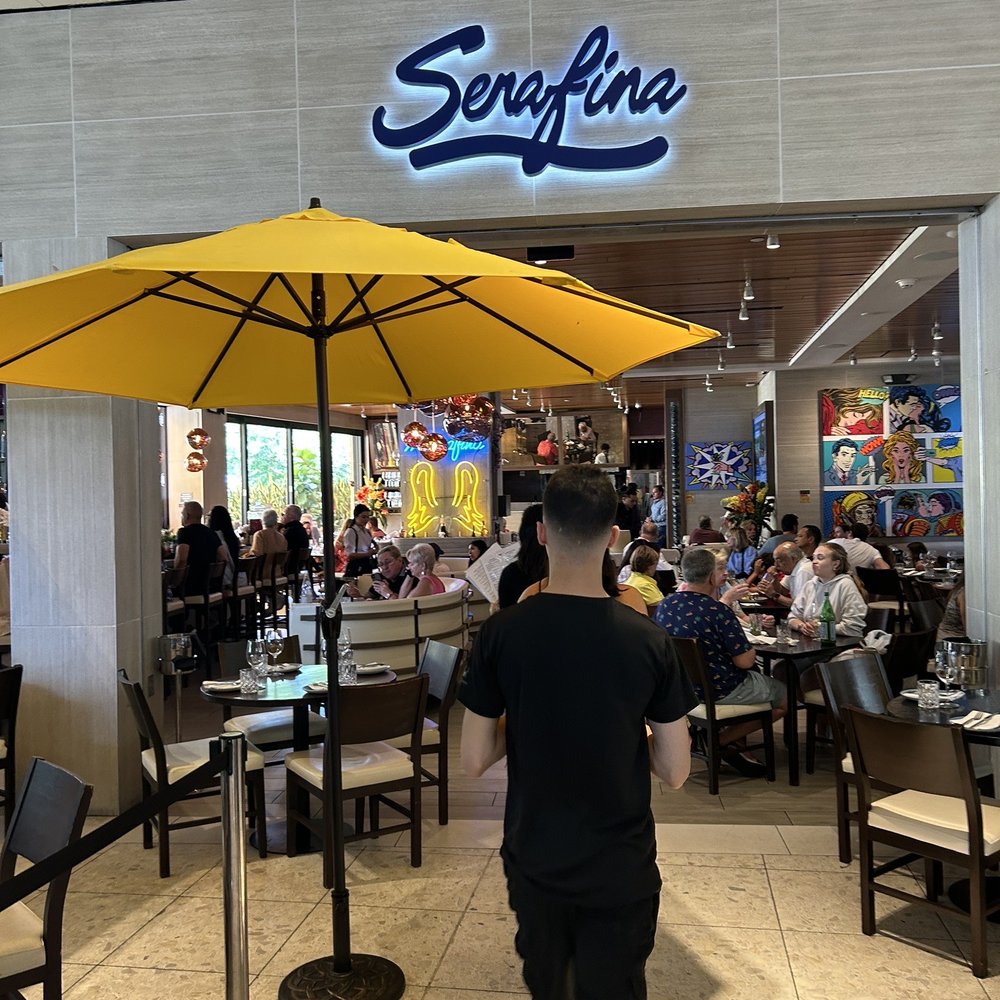 Serafina Miami - Outside - Italian Near Me - Aventura, Florida Serafina Miami - Outside - Italian Near Me - Aventura, Florida