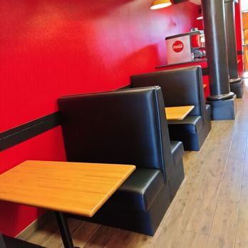 Fred's Burger - Comfortable booths to lounge - Burgers Near Me - San Jose, California Fred's Burger - Comfortable booths to lounge - Burgers Near Me - San Jose, California
