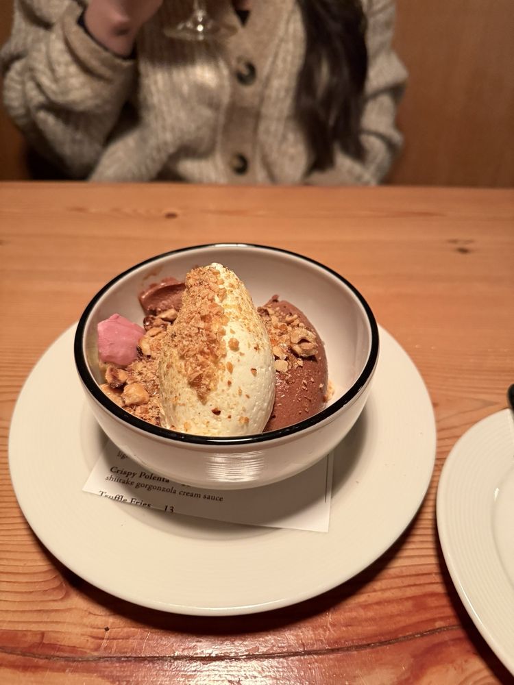 Nell Thorn Restaurant & Pub Image