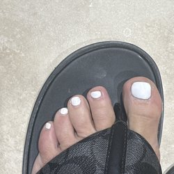 TL Nail Spa - Cruise toes!