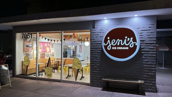 Jeni's Splendid Ice Creams by null