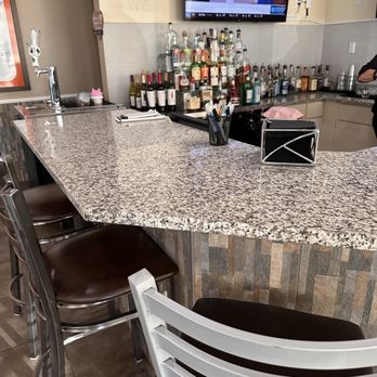 Hilton Garden Inn Oshkosh - Relocated area for evening bar & restaurant. - Hotels Near Me - Oshkosh, Wisconsin Hilton Garden Inn Oshkosh - Relocated area for evening bar & restaurant. - Hotels Near Me - Oshkosh, Wisconsin