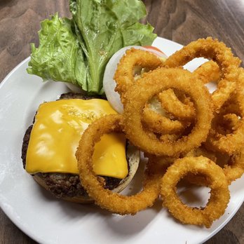 Cozy Corner Tavern & Liquor - Burger with onion rings - Beer, Wine & Spirits Near Me - Loretto, Kentucky Cozy Corner Tavern & Liquor - Burger with onion rings - Beer, Wine & Spirits Near Me - Loretto, Kentucky