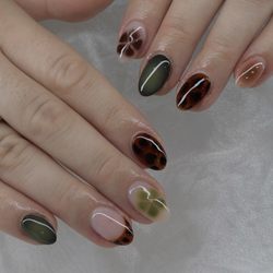 Mint Nail Lounge