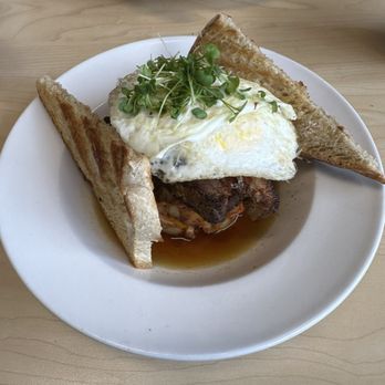 Wildflour Bistro - Brisket Hash - Breakfast & Brunch Near Me - Clarksville, Tennessee