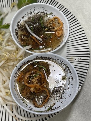 Phở Gà Vàng by null