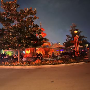 Knott's Scary Farm - Amusement Parks Near Me - Buena Park, California Knott's Scary Farm - Amusement Parks Near Me - Buena Park, California