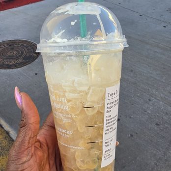 Starbucks - Coffee & Tea Near Me - Chandler, Arizona Starbucks - Coffee & Tea Near Me - Chandler, Arizona