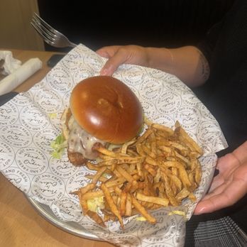Clearwater Grill - fairways crispy chicken sandwich - Bars Near Me - Locust Grove, Virginia Clearwater Grill - fairways crispy chicken sandwich - Bars Near Me - Locust Grove, Virginia