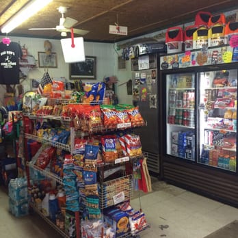 Bad Bob's Bend Store - Grocery Near Me - Bend, Texas