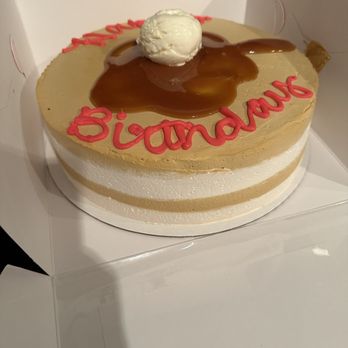 Baskin-Robbins - Don't buy cakes from this location - Ice Cream & Frozen Yogurt Near Me - Glendale, Arizona Baskin-Robbins - Don't buy cakes from this location - Ice Cream & Frozen Yogurt Near Me - Glendale, Arizona