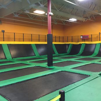 Sky Zone Trampoline Park - Trampoline Parks Near Me - Dublin, California