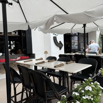 The Henry - Patio - New American Near Me - Carlsbad, California The Henry - Patio - New American Near Me - Carlsbad, California
