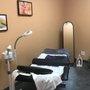 Photo of Julie Salon
