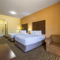 Studio Suites Pasadena TX Two Queen Beds