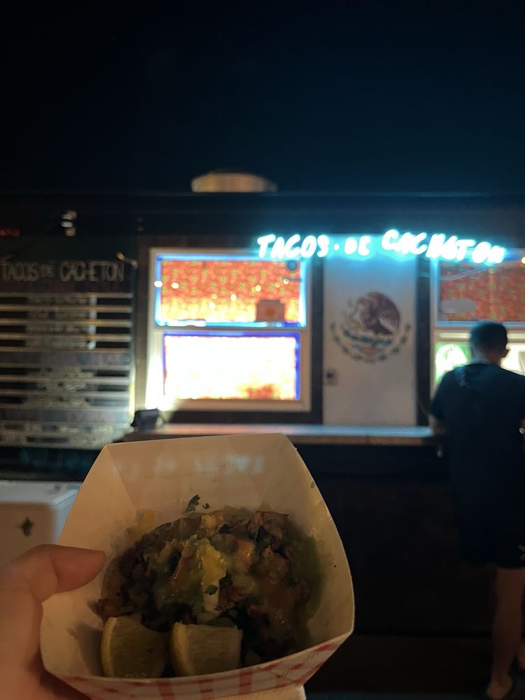 Tacos De Cacheton