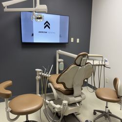 Arrow Dental