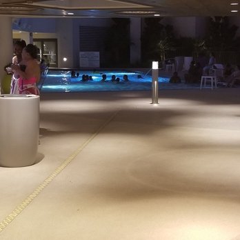 Boulevard Pool - Pool - Swimming Pools Near Me - Las Vegas, Nevada