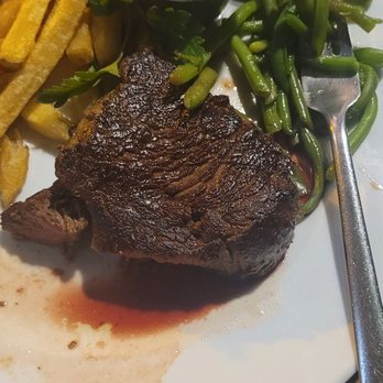 Au Petit Marquis - Beef and fries - French Near Me - Versailles, 78