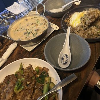 Le Thai - Thai Near Me - Las Vegas, Nevada