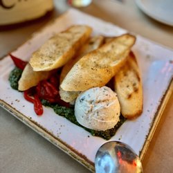San Chez Bistro - Queso Con Hierbas
