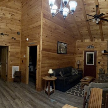 High Bridge Lodge and Cabins - Open Floor Plan View - Vacation Rentals Near Me