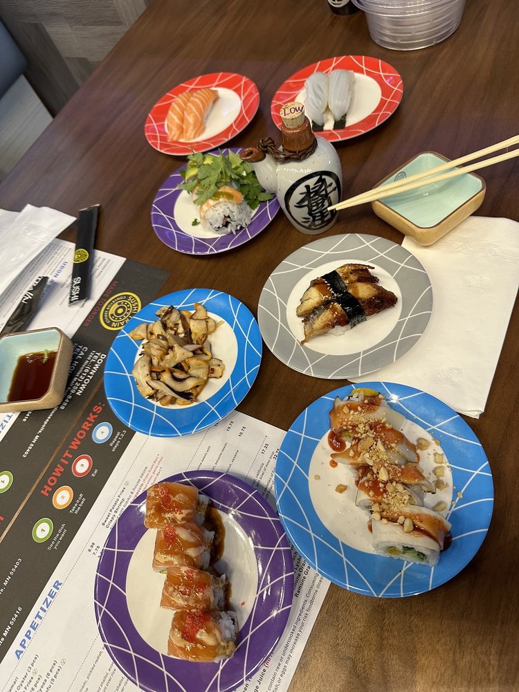 SUSHI TRAIN 3236 W Lake St, Minneapolis, Minnesota Conveyor Belt