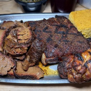 Redd's Smokehouse BBQ - Full plate image - Barbeque Near Me - Carlisle, Pennsylvania Redd's Smokehouse BBQ - Full plate image - Barbeque Near Me - Carlisle, Pennsylvania