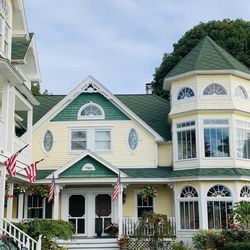 Brigadoon Bed & Breakfast