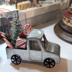 Karen's Dollhouse Shop