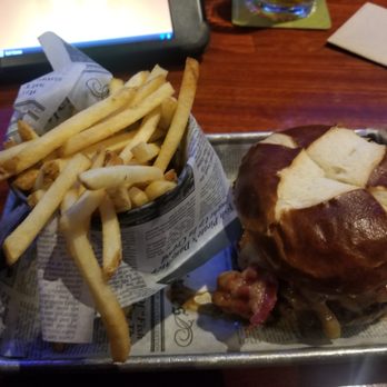 Grandview Cafe - GC Burger and fries.  Burger was excellent.  Fries were not. - American Near Me - Columbus, Ohio