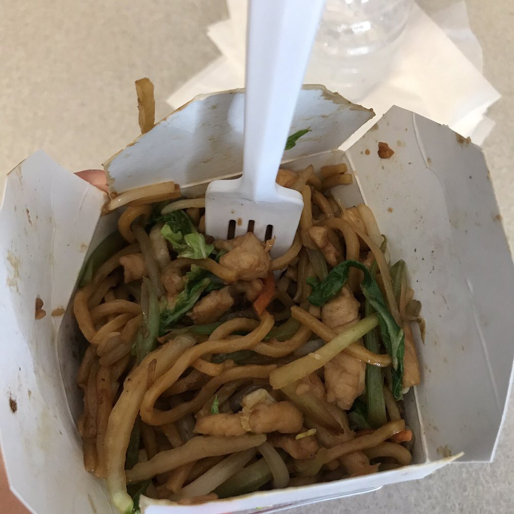 China Express - Chicken lo mein - Chinese Near Me - Marlton, New Jersey