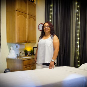 A Simple Touch - Donna Mardis - Massage Therapist - Day Spas Near Me - Cedar Hill, Texas A Simple Touch - Donna Mardis - Massage Therapist - Day Spas Near Me - Cedar Hill, Texas