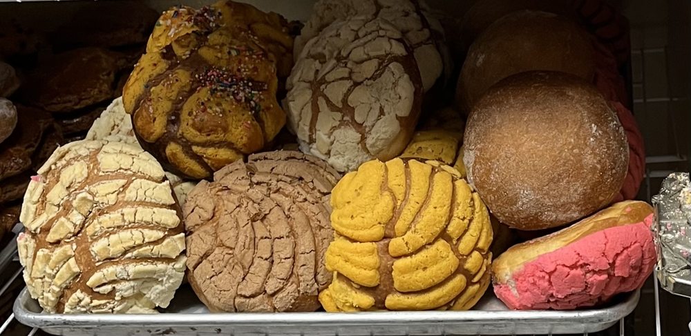 Panaderia Primavera Wholesale Logo