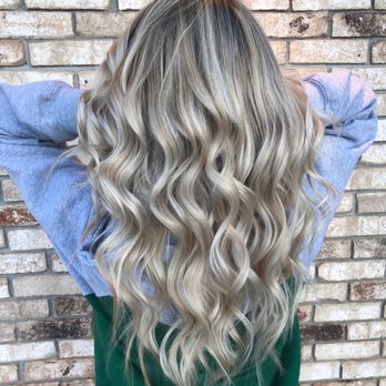 Salon Lavish  - hair by Violet Smucker - Hair Salons Near Me - Wooster, Ohio