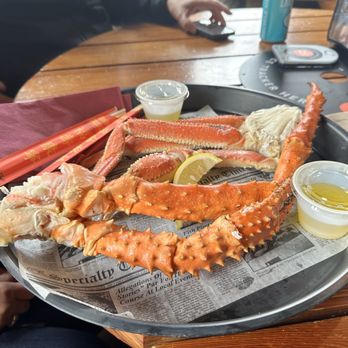 Crab House - Crab legs - Seafood Near Me - Hoonah, Alaska