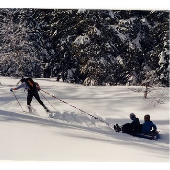 Richard D. Lee, MD - Rich out playing with his children - Family Practice Near Me - Portola Valley, California Richard D. Lee, MD - Rich out playing with his children - Family Practice Near Me - Portola Valley, California