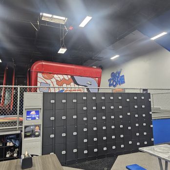 Sky Zone Trampoline Park - Trampoline Parks Near Me - Las Vegas, Nevada
