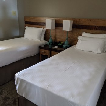 Aston Waikiki Beach Tower - Guest bedroom - Hotels Near Me - Honolulu, Hawaii