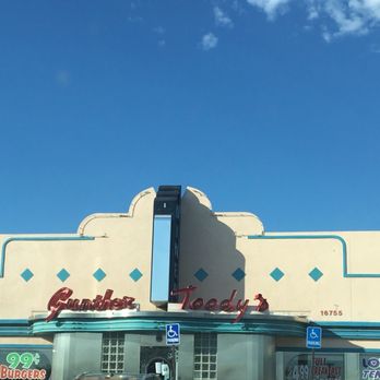 Gunther Toody's - Exterior - Breakfast & Brunch Near Me - Thornton, Colorado Gunther Toody's - Exterior - Breakfast & Brunch Near Me - Thornton, Colorado