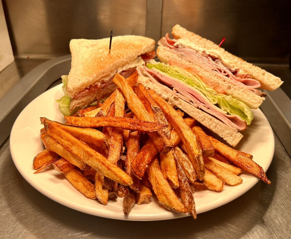 CREEKWATER FARMS SCRATCH KITCHEN 137 US40 W, West Alexander