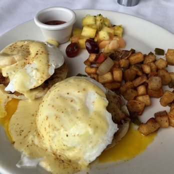Chart House - .99 mimosas & Crab Cake Benedict was A1 for Sunday Brunch - Seafood Near Me - Alexandria, Virginia Chart House - .99 mimosas & Crab Cake Benedict was A1 for Sunday Brunch - Seafood Near Me - Alexandria, Virginia